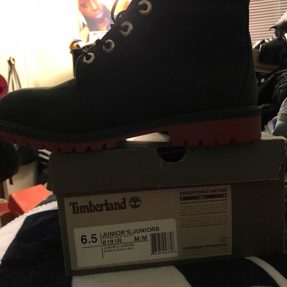 Black timberlands - Picture 2 of 4